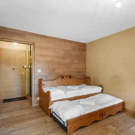 Chaleureux Studio Avec Vue Sur Les Montagnes クラン